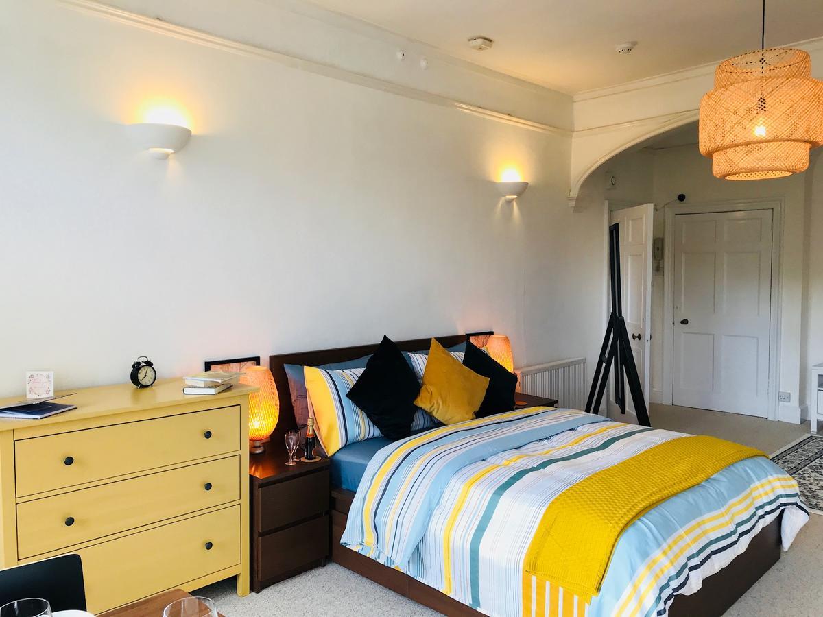 Grosvenor Apartments Бат Екстер'єр фото
