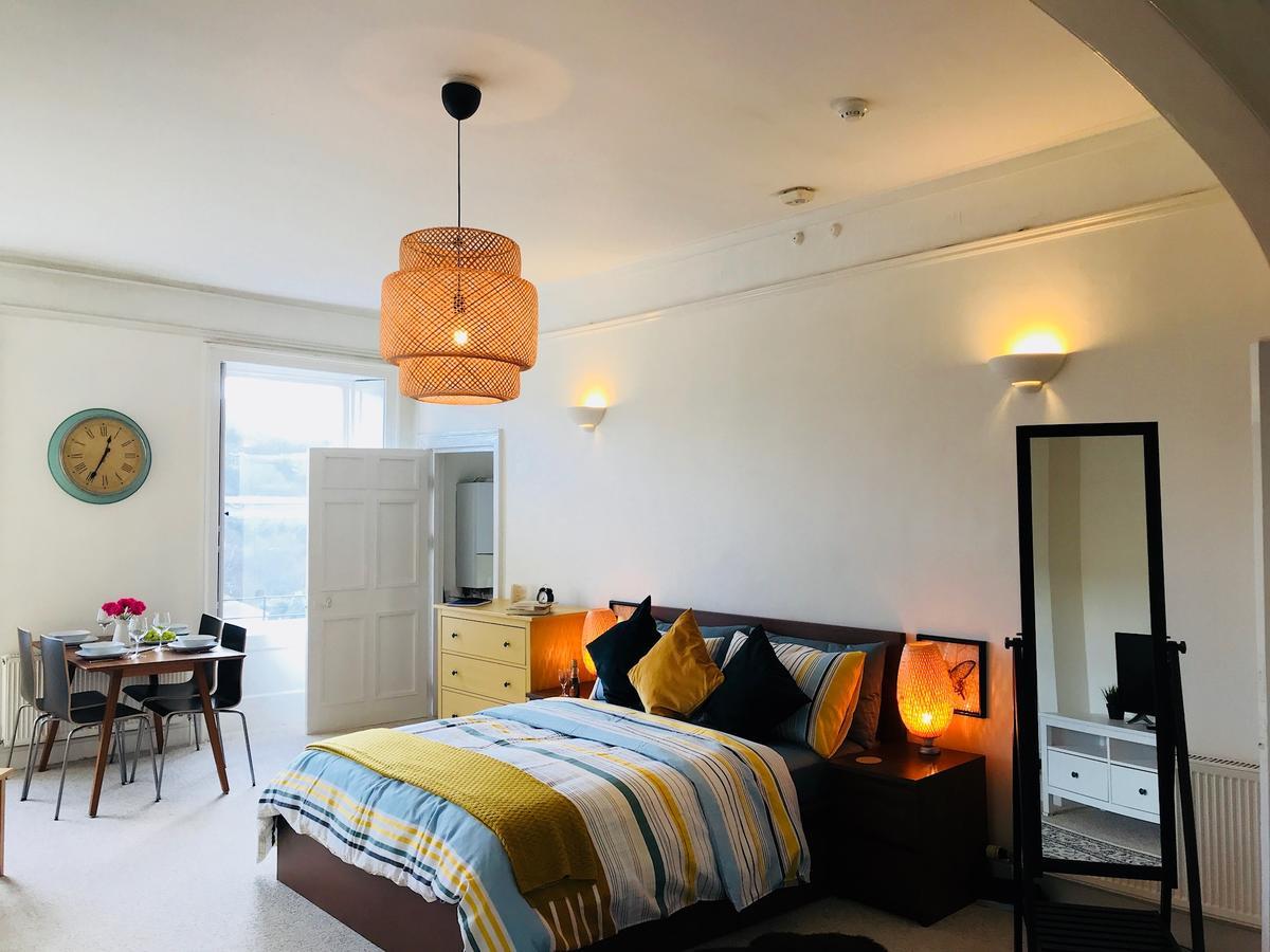 Grosvenor Apartments Бат Екстер'єр фото