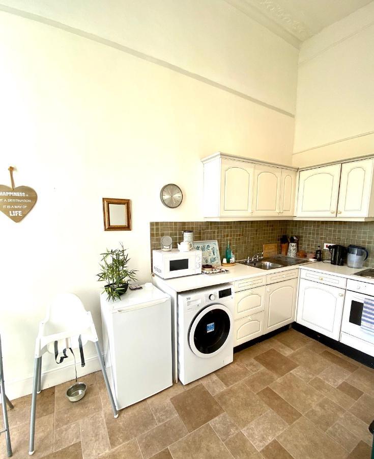 Grosvenor Apartments Бат Екстер'єр фото